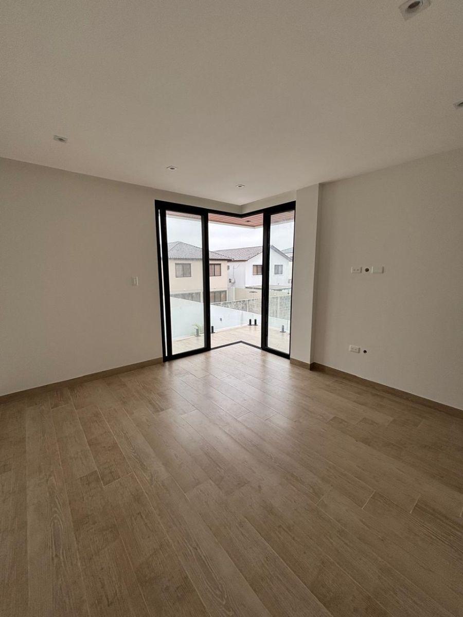 Vendo Casa de Estreno en Isla Celeste, Guayas — imagen 4