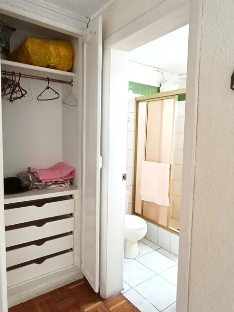 Bonito cómodo y seguro departamento de una planta En tercer piso de edificio seguro dentro de un norte de Quito norte de Quito — imagen 2