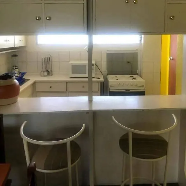 SE RENTA DEPARTAMENTO AMOBLADO TRES DORMITORIOS SECTOR AVENIDA REPÚBLICA $520 — imagen 5