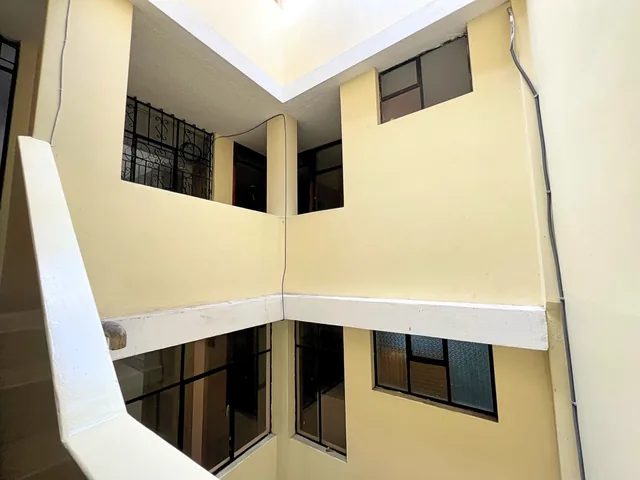 Cerca a metro solanda - casa 4 pisos — imagen 3