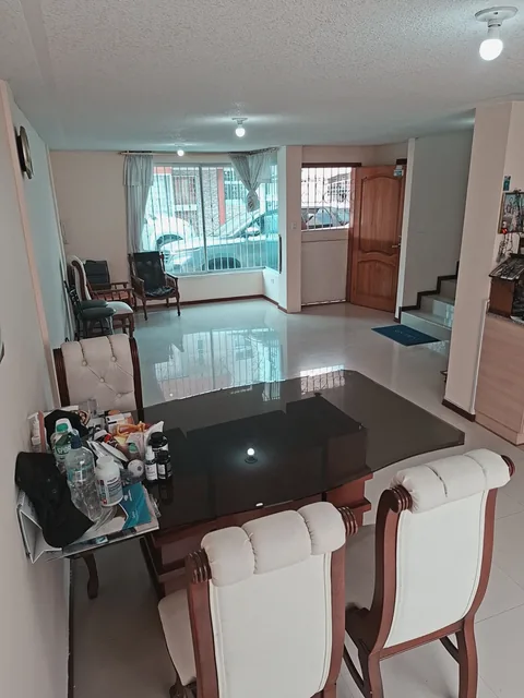 SE VENDE CASA — imagen 2