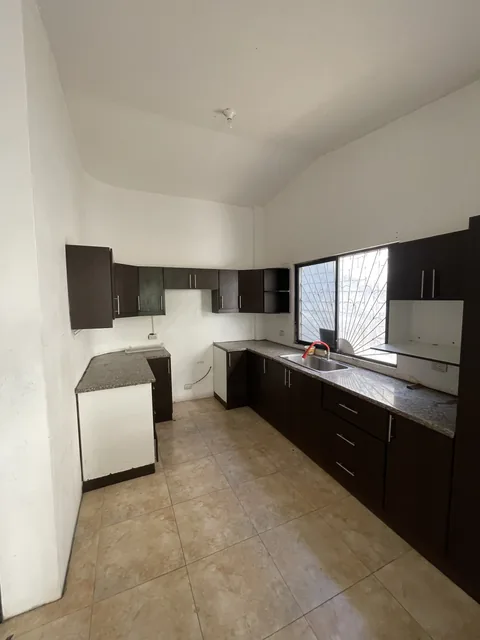Casa en barbasquillo — imagen 5