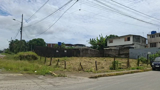 Terreno esquinero de 480 m2 en Santo Domingo — imagen 3