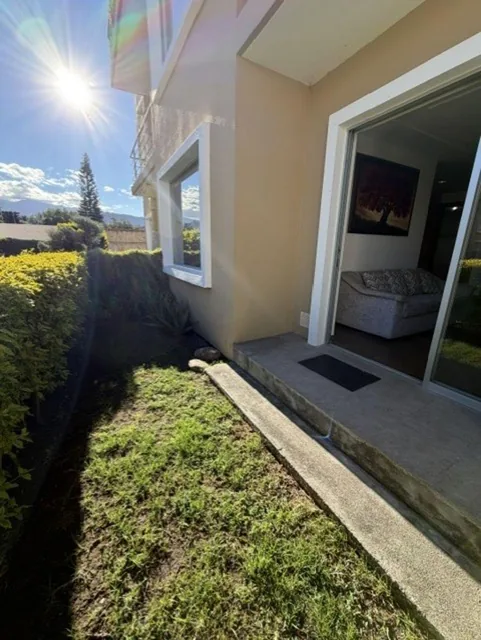 Oportunidad Deptarmento con Jardin Tumbaco — imagen 2