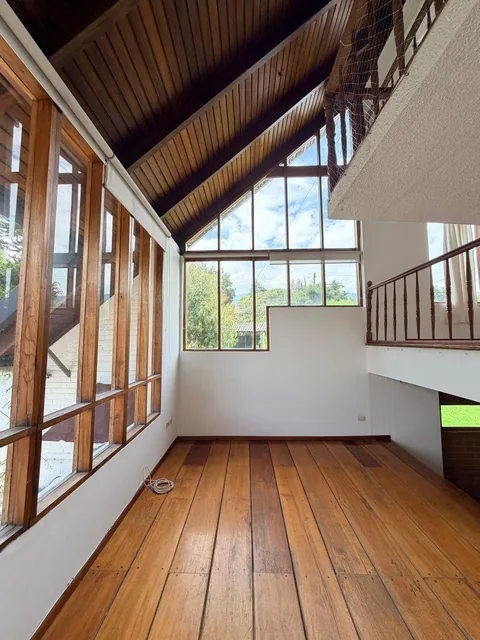 Encantadora Casa Rustica de Venta en Jacaranda — imagen 4