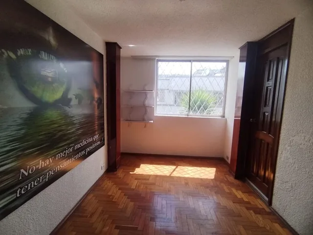 Casa Rentera con Amplia Construcción en Solanda. Provincia de Pichincha — imagen 3