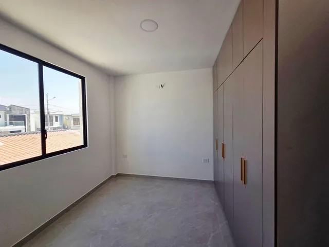 Venta de Estreno Casa Urb. San Antonio Via a Samborondon, Guayas — imagen 2