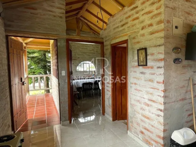 Terreno $314.900 en Tumbaco de 2.465 m² con Casita Tipo Campestre Sector Churoloma — imagen 3