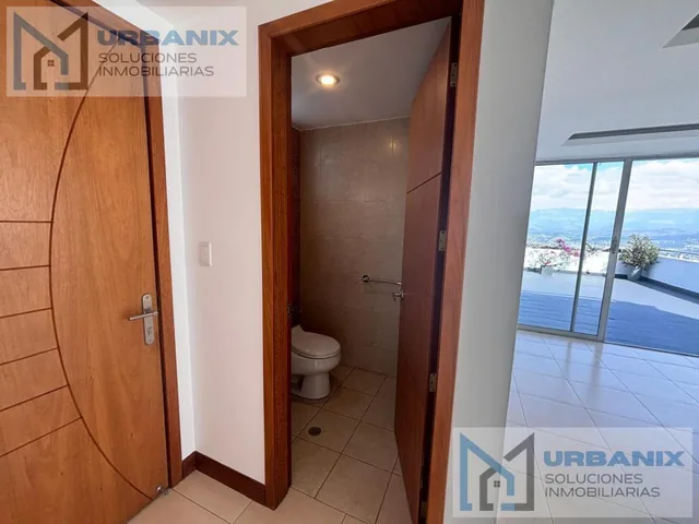 Venta Departamento 3 Dorm. Urb Vista Grande — imagen 2