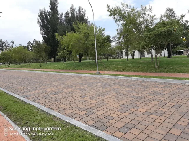Puembo Dentro Urbanizacion Exclusiva Vendo 2.350 m² Terreno Plano — imagen 4