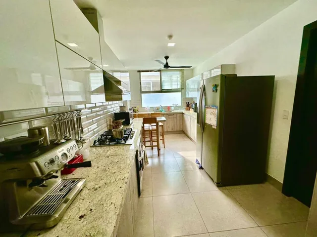 Lindo Departamento con Amplia Terraza Cerca de Todo, Guayas — imagen 2