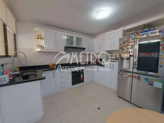 Casa en Venta de 184 m² en California Alta — imagen 2