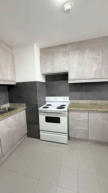 En Venta Departamento Amoblado en Hilton Colón | Seguridad y Ubicación Privilegiada, Guayas — imagen 5