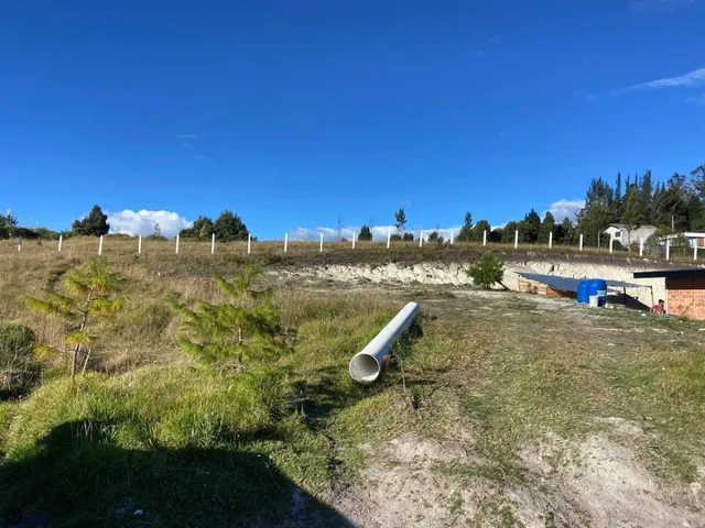 Terreno en Tarqui, Conjunto Privado, Azuay — imagen 3