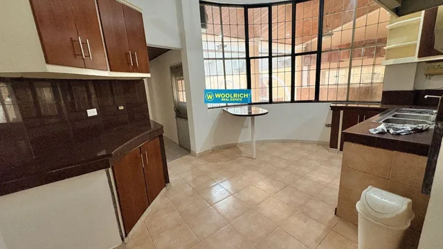 Kennedy Norte, Vendo Casa, 3 Dorm, Piscina, Frente a 2 Calles, 420 m², Guayas — imagen 2