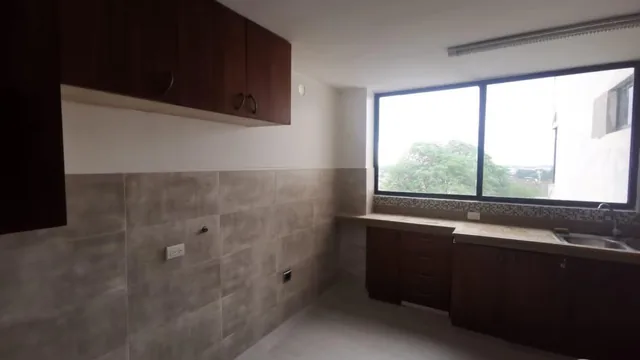 Departamento en Venta, Lomas de Urdesa, Norte de Guayaquil, Guayas — imagen 4