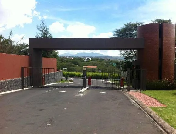 Mv - Sector Arrayanes en Venta Terreno 1800 m², en Urbanización El Ingenio con Hermosa Vista Al Cañón — imagen 2