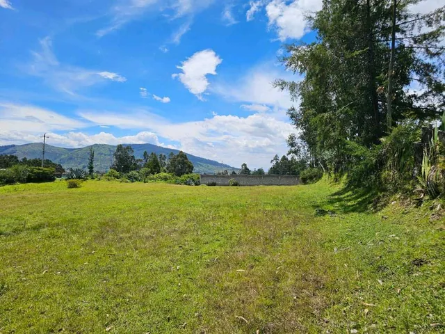 Venta Terreno Esquinero, Alangasi, Valle de Los Chillos — imagen 2