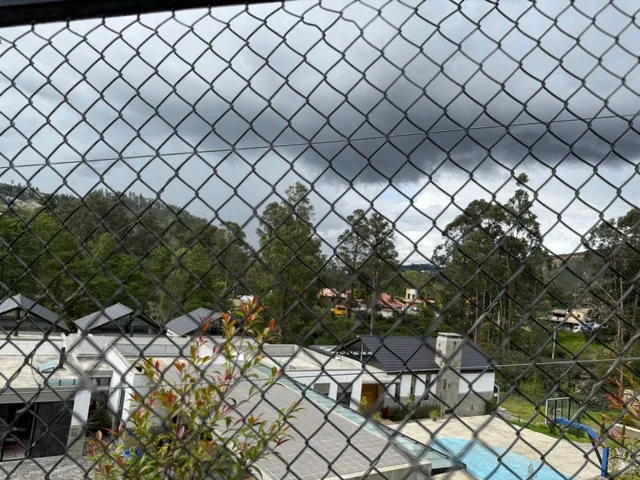 Terreno Dentro de Urbanizacion en Guangarcucho, Azuay — imagen 4