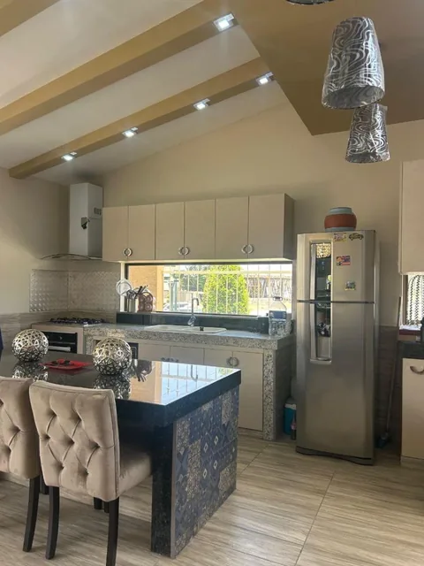 Venta Casa con Jacuzzi en Urbanización Condado Vicolinci/samborondon/ Aurora /av Febrescordero, Guayas — imagen 5