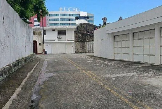 Venta de Suite en La Urb. La Fuente, U. Catolica, Guayas — imagen 2