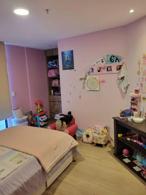 Vendo Departamento de Tres Dormitorio con Balcon en El Sector de La Republica del Salvador — imagen 4