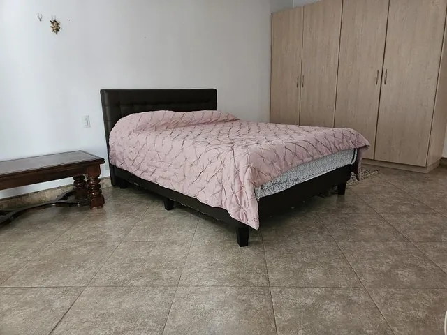 Venta Hermosa Casa, Cumbaya, Urbanizacion Privada, a 2 Cuadras Colegio Menor — imagen 3