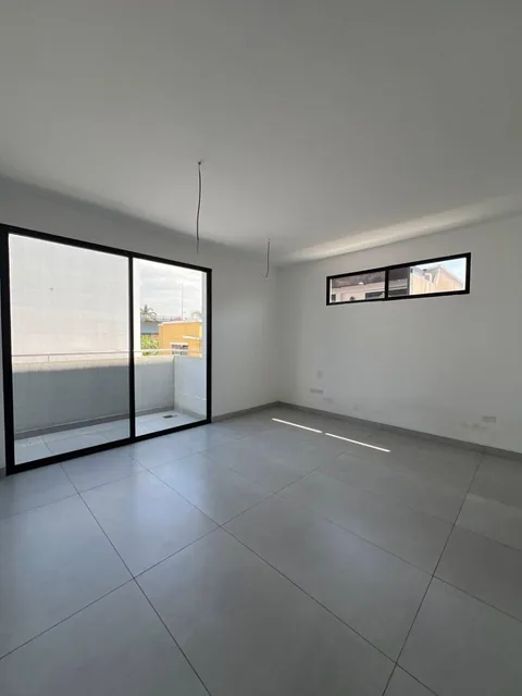 Casa de Estreno en Venta en Urb. Riona - Km 3 Samborondon, Guayas — imagen 3