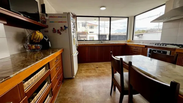 Departamento en Pomasqui — imagen 4