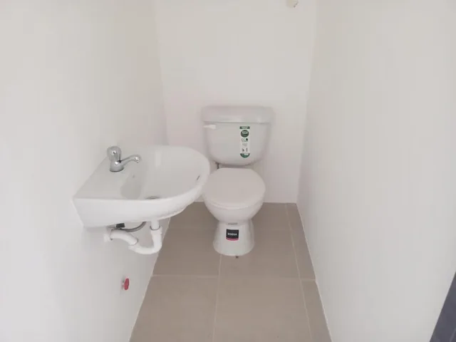 Casa de Venta en Urbanización Paseo del Sol, Vía a La Costa, 3 Dorm., Guayas — imagen 5