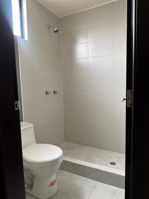 Se Vende Hermosa Casa en Tumbaco — imagen 2