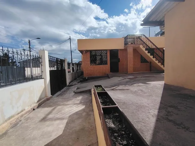 Casa en Venta Sector Obrero Independiente — imagen 3