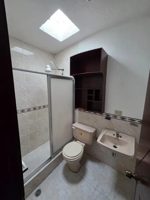 Casa en Venta Conjunto Los Alamos Carapungo — imagen 3
