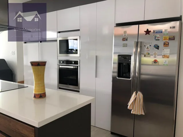 Oportunidad! Venta Espectacular Casa 3 Dorm. Amplio Jardín, Urbanización Nayón — imagen 3