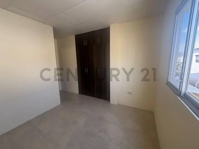 Venta Casa en Urbanización Gran Vittoria, La Aurora m. A. Guayas — imagen 2