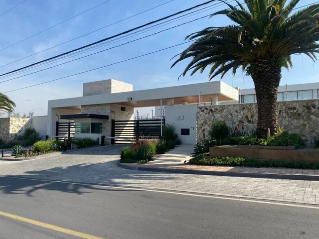 Terreno de Venta en Puembo Dentro de Urbanización Cerrada. Cancha de Padel, Gym, Juegos Infantiles — imagen 2