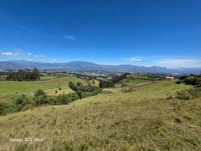 Terreno de Venta 1121 m² Entre Yaruqui y Checa — imagen 4
