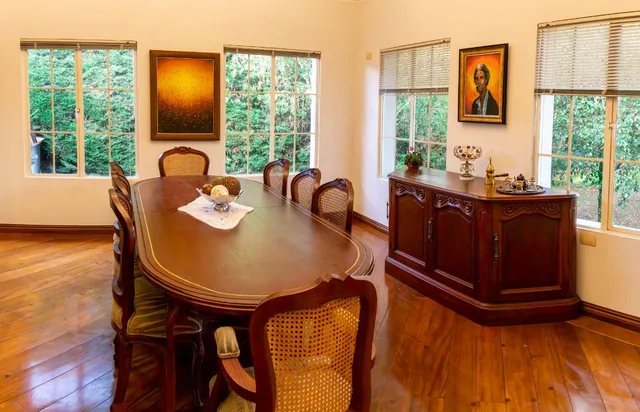 Venta de Casa en Cumbaya a un Solo Andar en Urbanización Privada — imagen 4