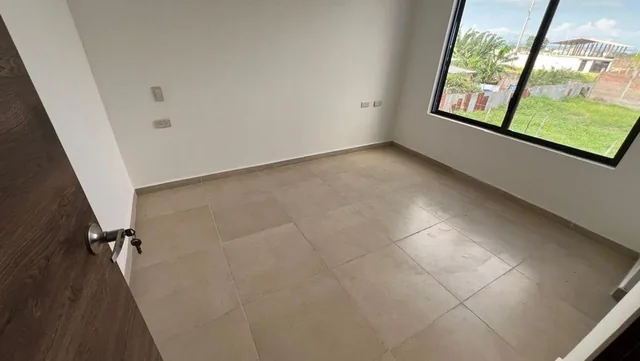 Casas de Venta en Urbanización Villa Club Manta, Manabí — imagen 4