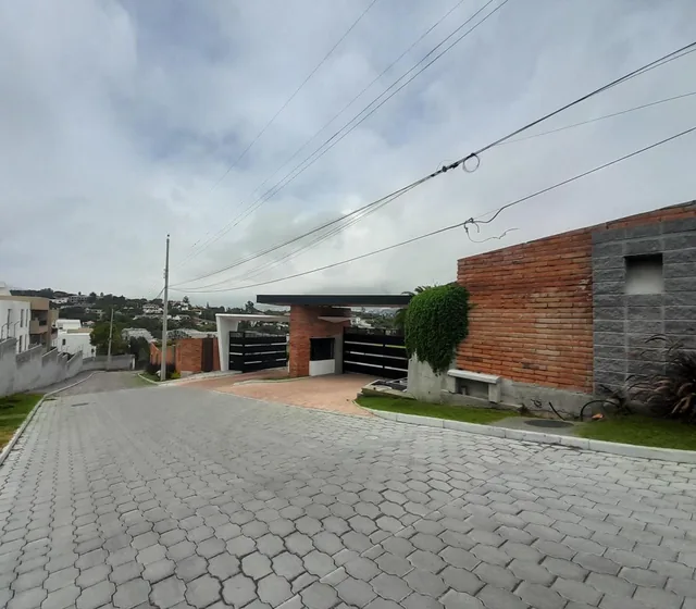 Vendo Lotes Urbanizados en Tumbaco con Hermosa Vista — imagen 2