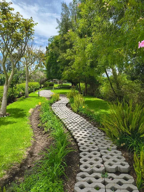 Terreno en Puembo de 1000 en Puembo, Urb — imagen 5