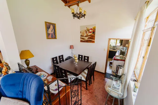 Casa en Venta con Amplio Terreno 1300 m² — imagen 4