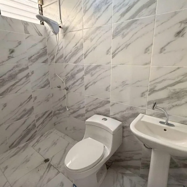Casa de Venta en Manta Urbanización Pedro Balda, Manabí — imagen 2