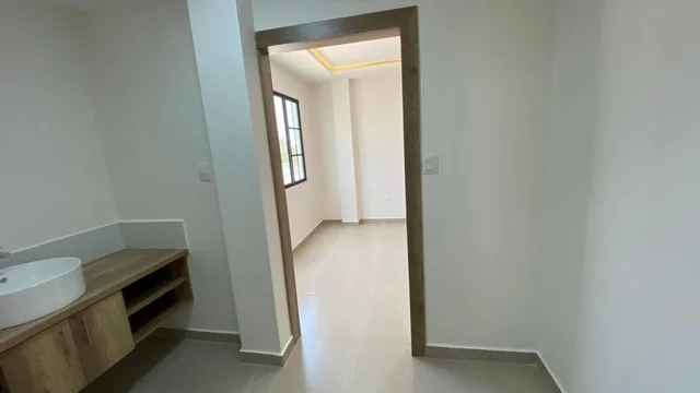 Casa de Venta en Manta Costa Azul, Manabí — imagen 2