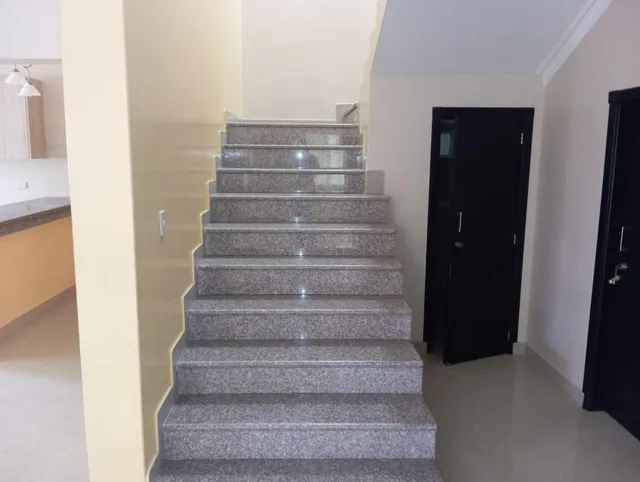 Casa de Venta en Manta, Manabí — imagen 2