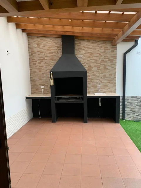 Vendo Hermosa Casa de Dos Plantas Sector Tumbaco — imagen 2