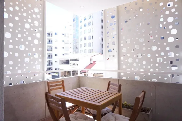 Departamento en Venta con Balcón por Estrenar Sector Gonzalez Suarez — imagen 4