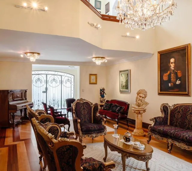 Venta Mansion Cerca Swissotel — imagen 2