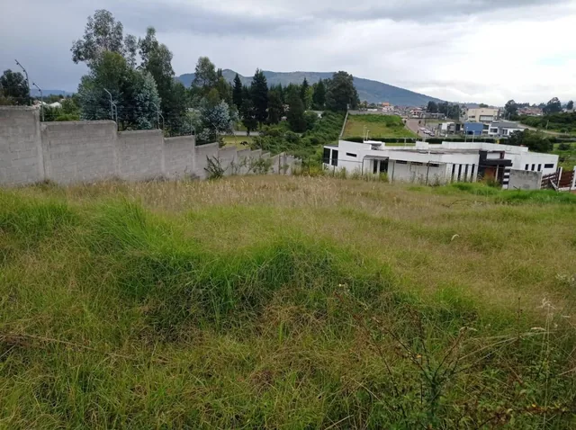 Terreno en Venta Dentro de Una Urbanización con Fácil Acceso a Vías Principales, Sector Sangolquí — imagen 2