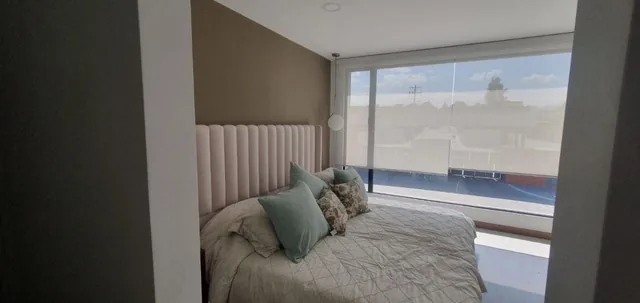 Casa a Estrenar en Tumbaco, Tres Habitaciones, con Jardín, Sala Familiar y Áreas Comunales Tipo Club — imagen 3